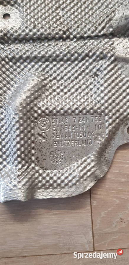 BMW F20 F21 F30 Osłona Izolacja Termiczna Prawa