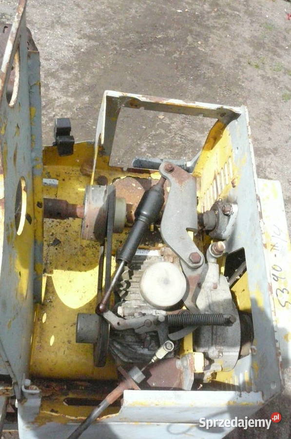 Walec spalinowy Bomag z wibracją silnik Pabianice