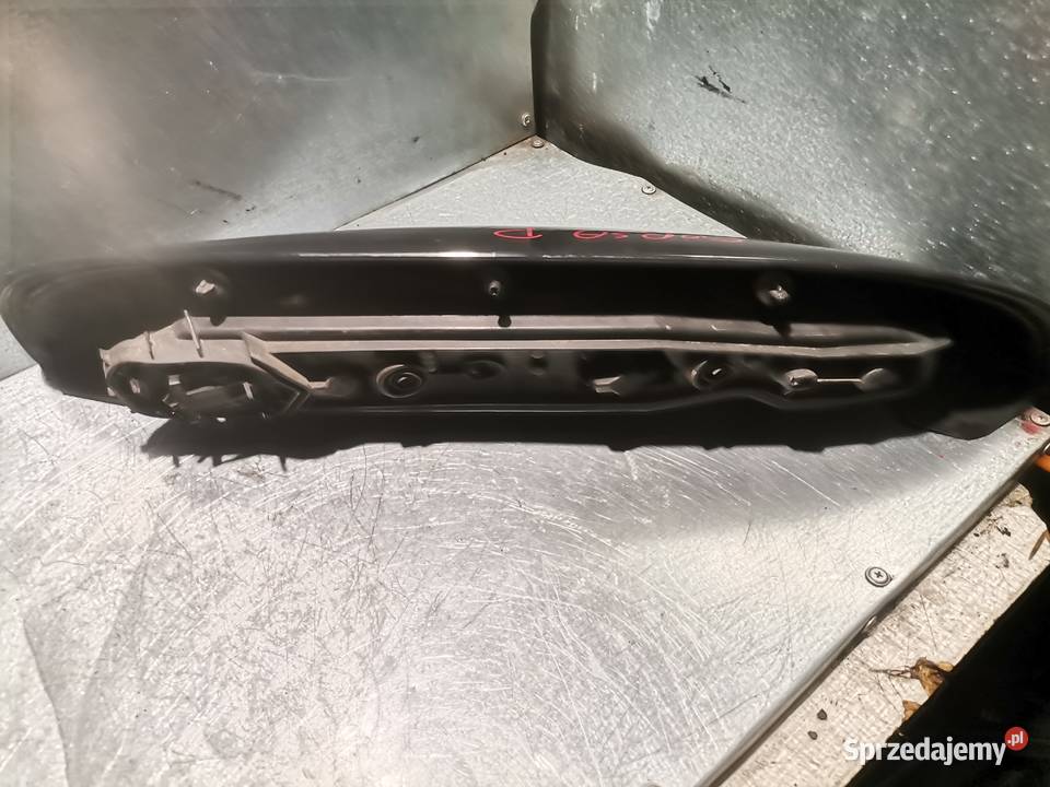 OPEL CORSA C FL LAMPA PRAWA TYLNA osobowe małopolskie Nowy Sącz