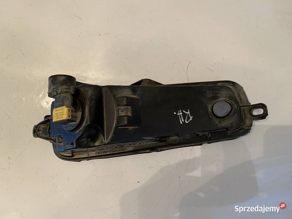Ford Mondeo MK3 Mondeo Fiesta halogen prawy halogeny Kozubszczyzna