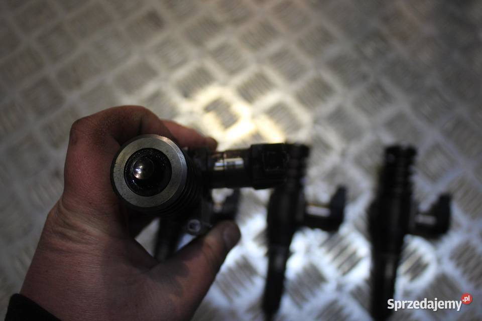 WTRYSK WTRYSKI POMPOWTRYSK VW PASSAT B6 20 TDI