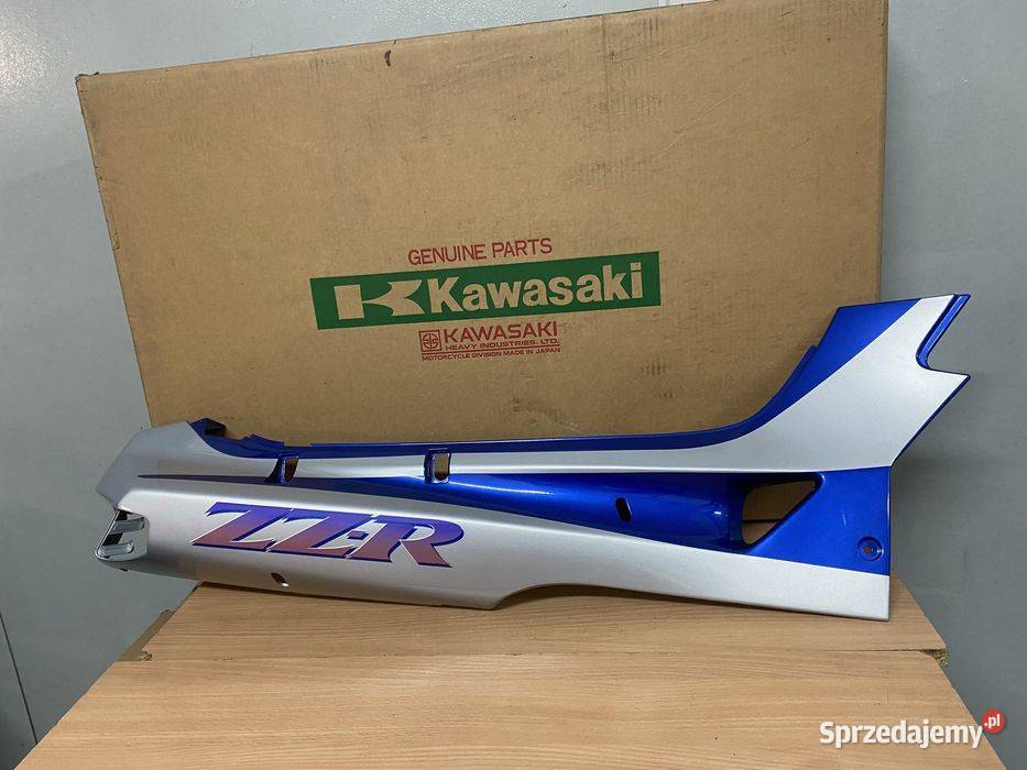 Kawasaki ZZR600 Bok owiewka Lewa boczek Nowa Pozostałe