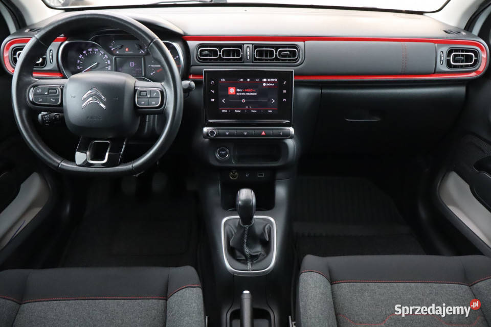 Citroen C3 12 PureTech podgrzewane fotele śląskie