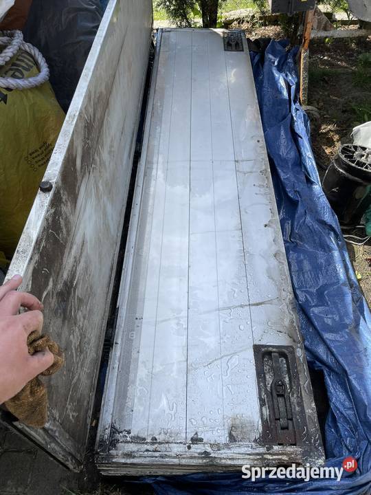 Burty naczepy KRONE sprzedam