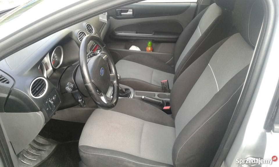 Ford focus kombi 18 115 2010 206000km