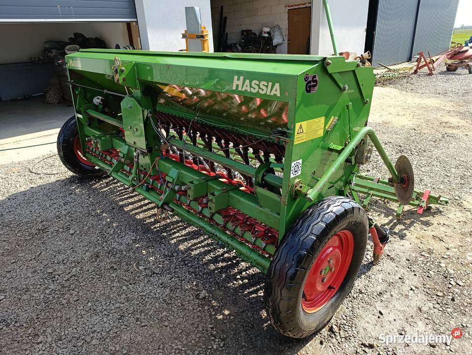 Siewnik zbożowy hassia dk 300 nieuszkodzony Rawica Nowa
