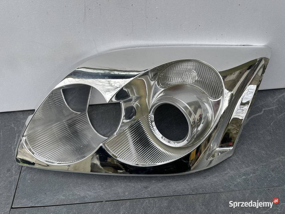 TOYOTA AVENSIS t25 LEWA MASKOWNICA LAMPY Ostroróg
