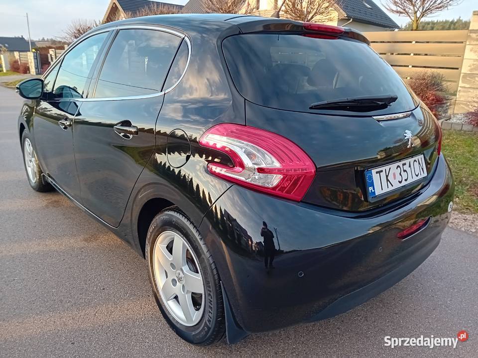 PEUGEOT 208 12 Benzyna 82I Właśćiciel Super manualna Morawica
