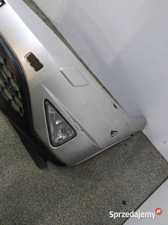 ZDERZAK PRZÓD SREBRNY SPRYSKIWACZE LEKKO