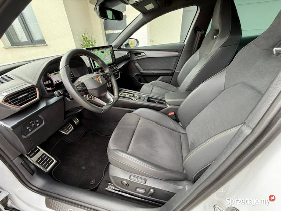 Cupra Formentor 4x4 VZ 333 4xKAMERY ELHAK Rok produkcji 2025 Formentor Kamienna Góra