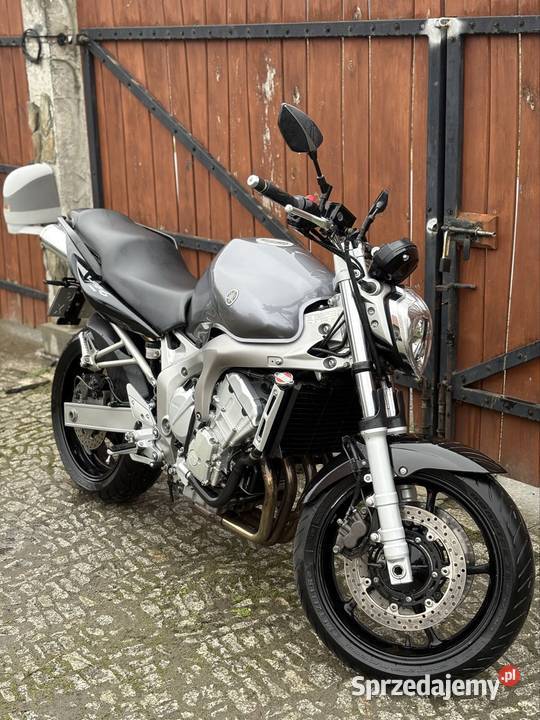 Yamahą FZ6 ABS kategoria A2 benzyna Żagań sprzedam