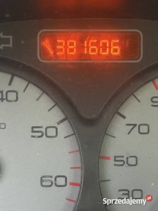 Citroen berlingo 16hdi uszkodzony Citroën sprzedam