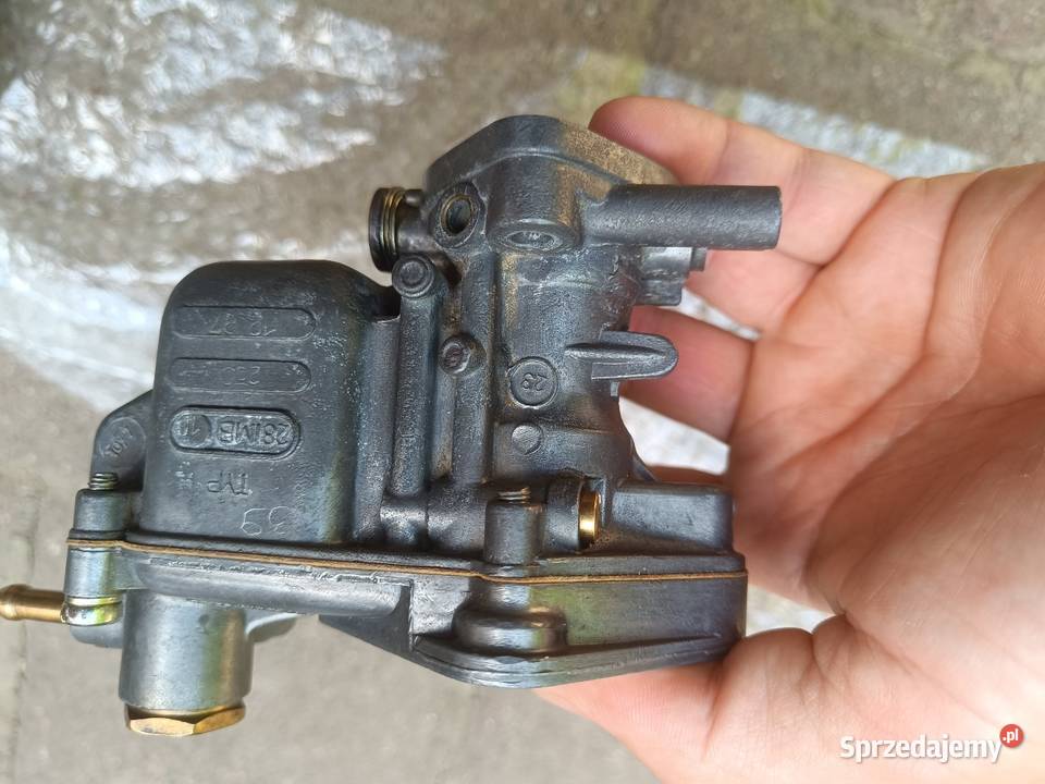 Fiat 126p gaźnik650 regeneracji maluch FSM Bielsko-Biała