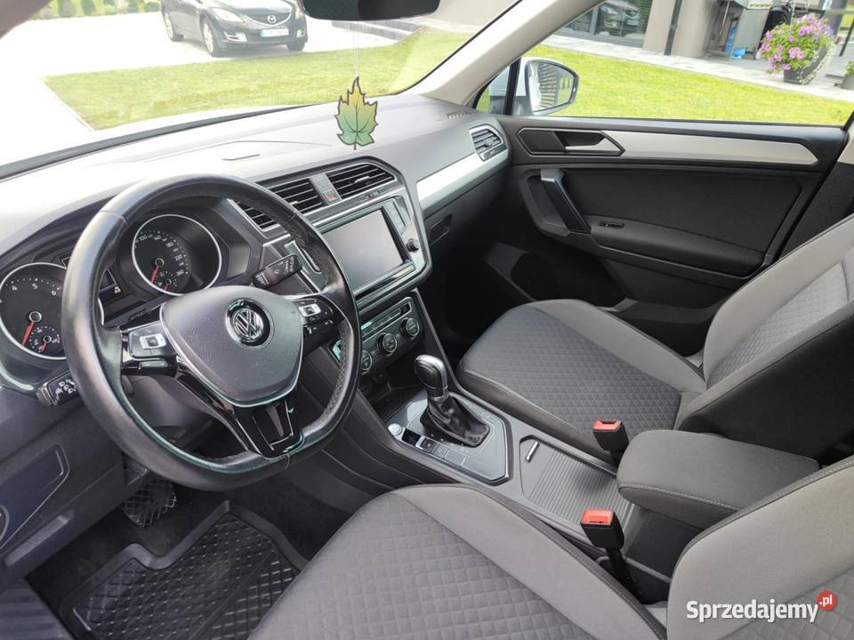 Volkswagen Tiguan II 14 automat niski przebieg czujnik parkowania Gromnik