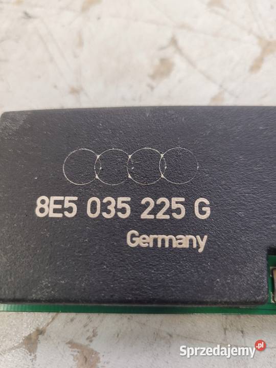 WZMACNIACZ AUDI A4 B6 B7 SEDAN 8E5035225G Przystajń