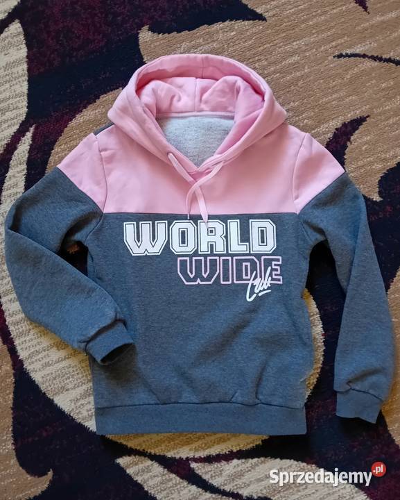 Ciepła bluza z kapturem i kieszeniami Rozmiar 36(S)