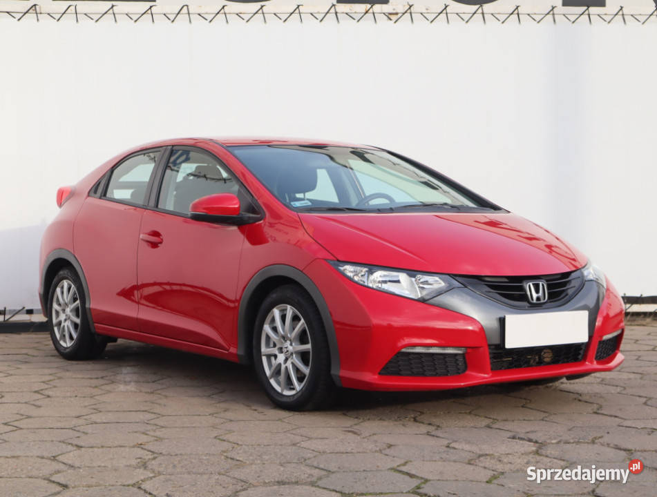 Honda Civic 14 iVTEC Hatchback