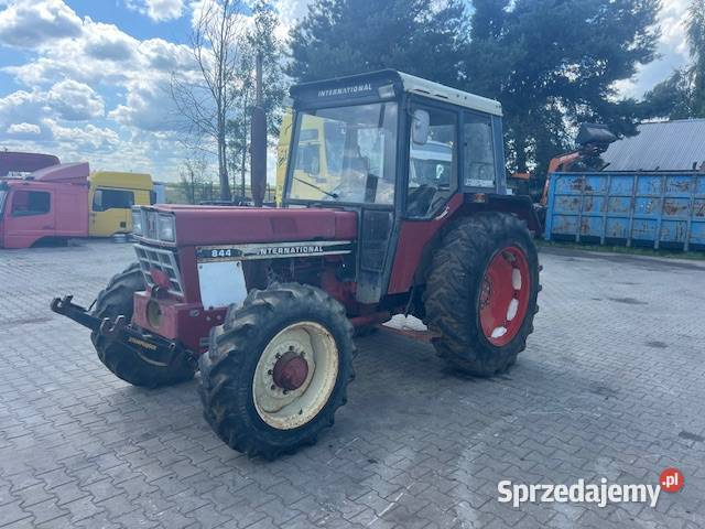 Ciagnik international 844 łódzkie Sieradz sprzedam