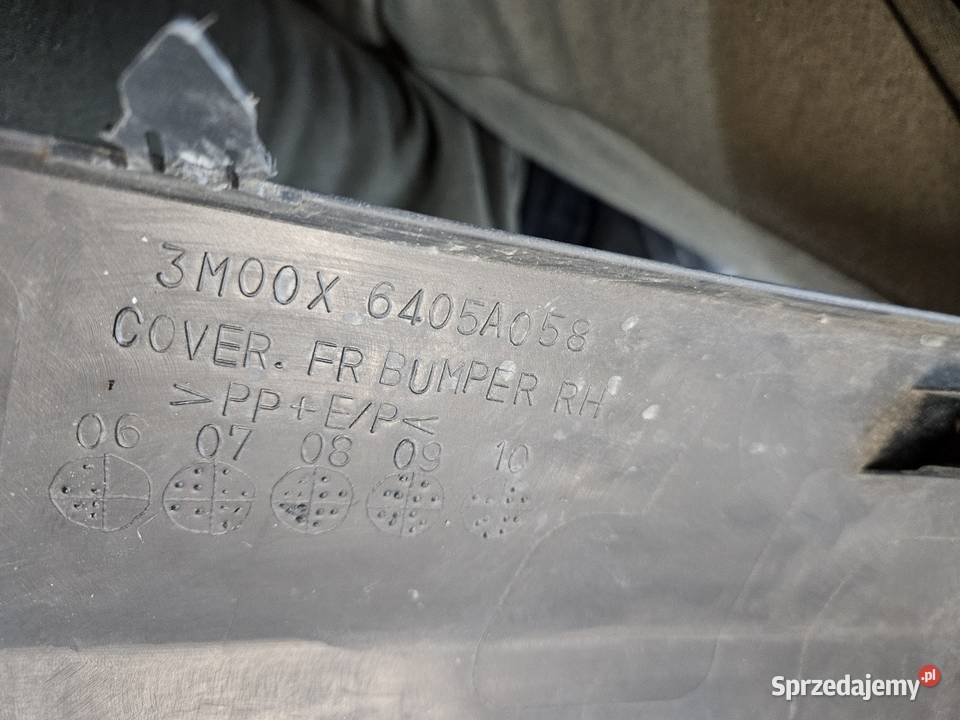 MITSUBISHI PAJERO 4 IV NAKŁADKA PRAWA ZDERZAKA Międzychód