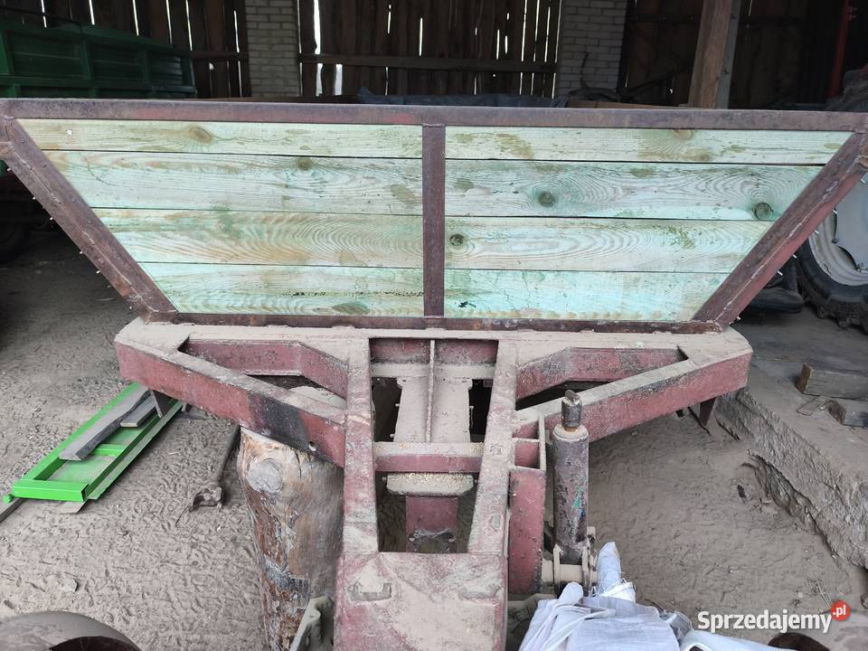 Przyczepa jednoosiowa nieuszkodzony