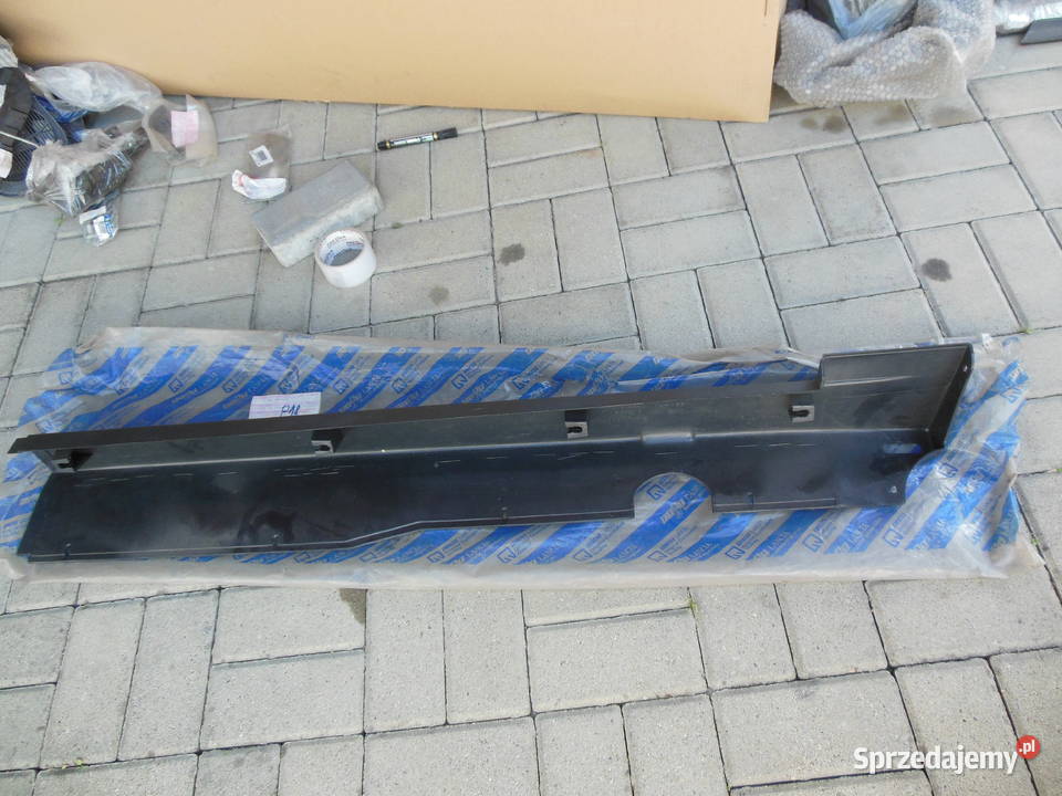 LISTWA ZEWNĘTRZNA 82437332 FIAT CROMA LANCIA Kozy