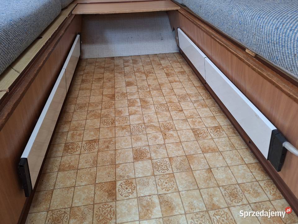 Zadbana przyczepa kempingowa z wygodami Przyczepy Ropczyce sprzedam