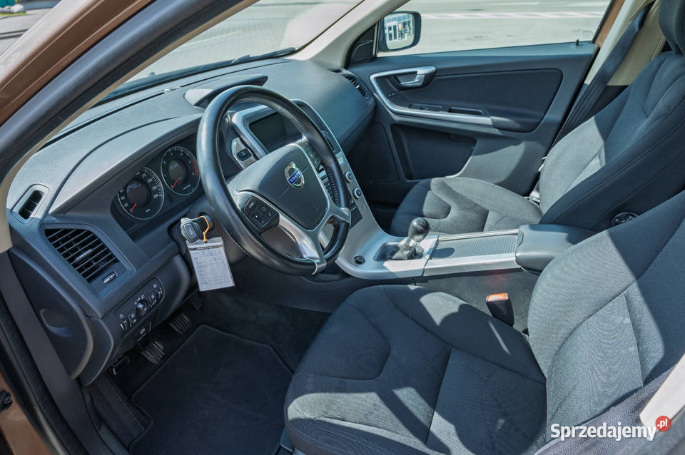 Volvo xc60 24 AWD nieuszkodzony Mińsk Mazowiecki