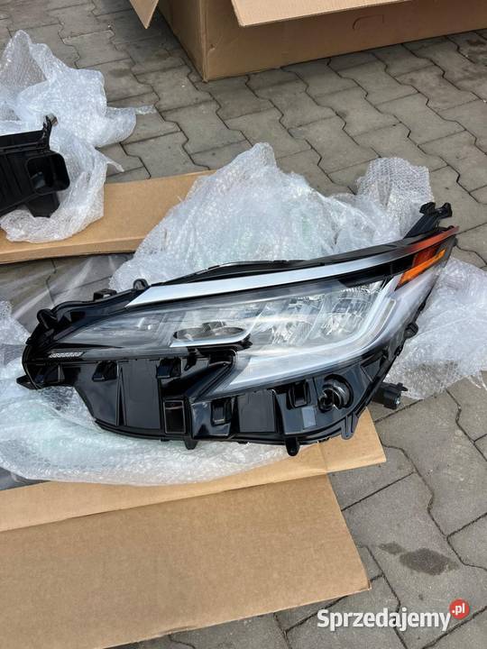 Sprzedam nowe oryginalne Reflektory Lampy przód Czyżowice