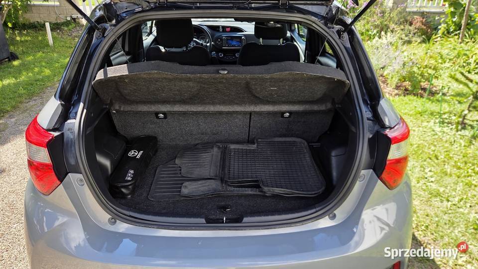 Toyota Yaris Hybryda Automat Najbogatsza Wersja czujnik deszczu Gdańsk