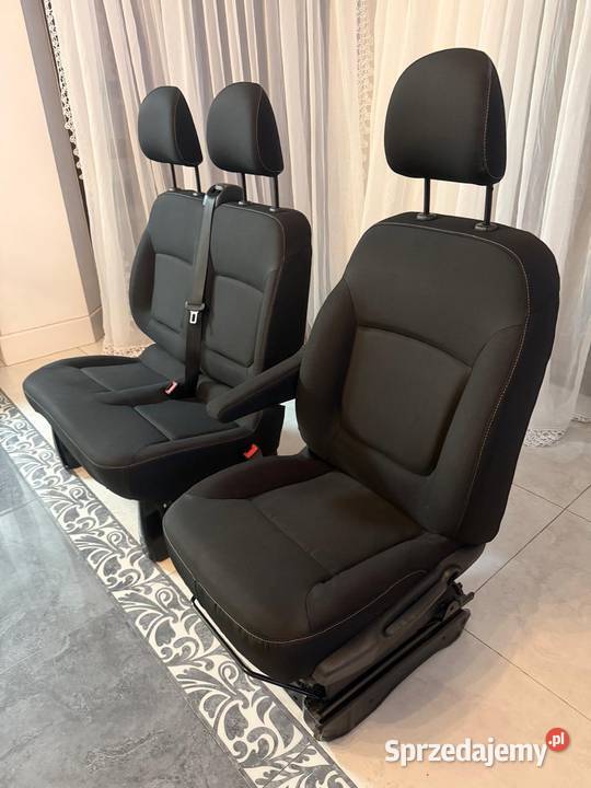 Fotele Renault Trafic III przód mazowieckie