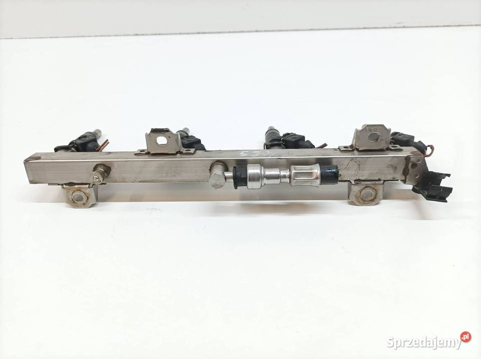 LISTWA WTRYSKOWA 7506158 18 VALVETRONIC Bmw Rok produkcji 2002 Części samochodowe