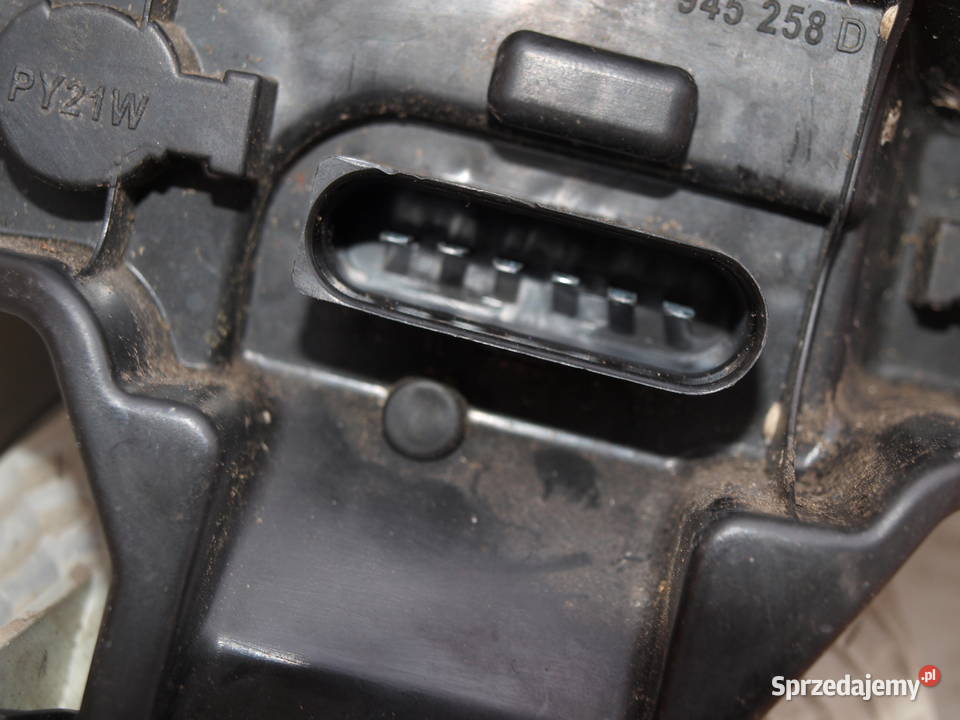 VW Touran lampy tył 2006 2010r europa Kalisz