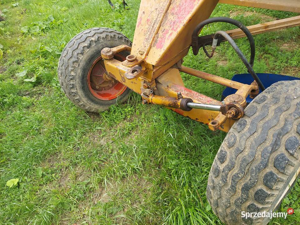 Oś tylna Bizon ZO56 nie spawana ładny stan Opatów