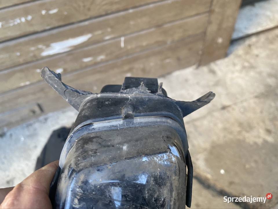 Halogeny durango 2019 Rok produkcji 2019 Lampy przeciwmgielne lubelskie Lublin