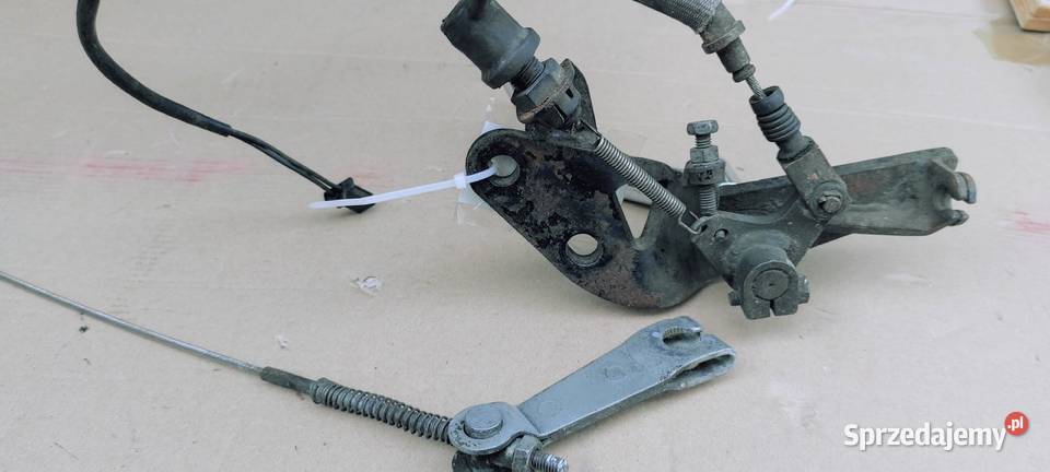 Yamaha Virago 125 set prawy kierowcy podnóżek