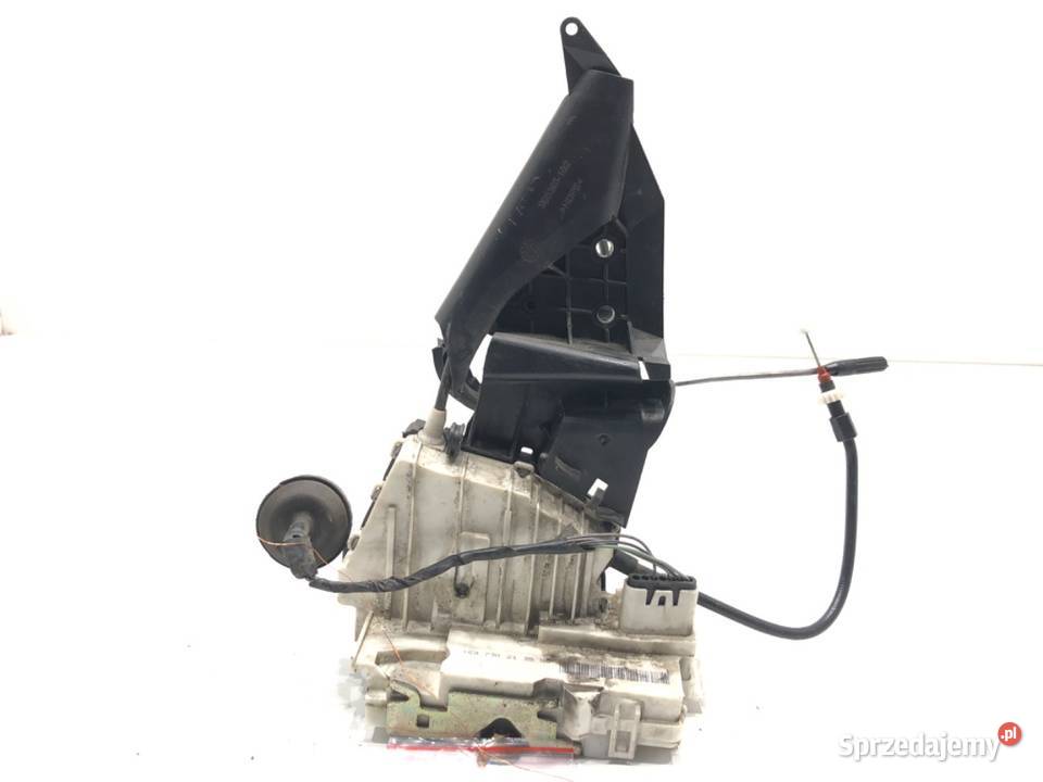 ZAMEK DRZWI LEWY TYŁ MERCEDES W245 Hatchback