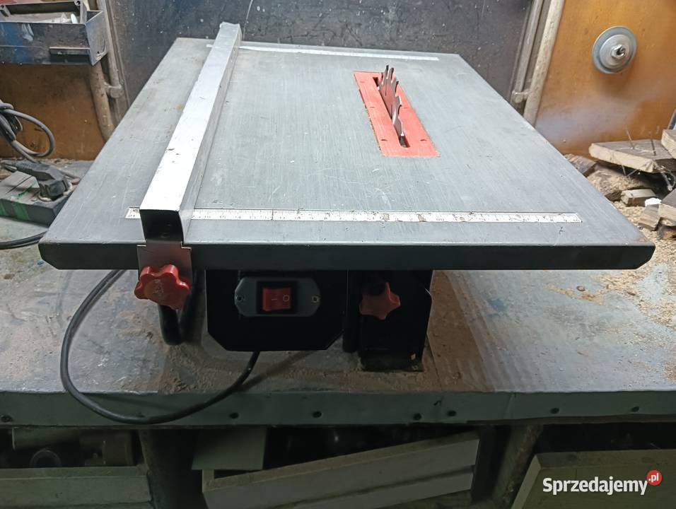 Piła pilarka 800W 230V drzewa stołowa pilarka Wałbrzych