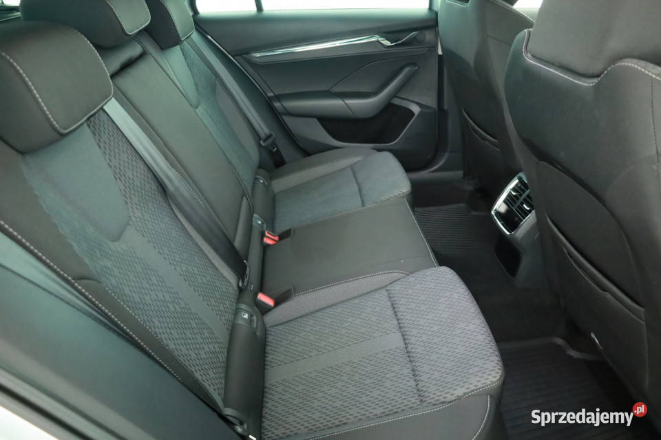 Skoda Octavia 15 TSI Piaseczno