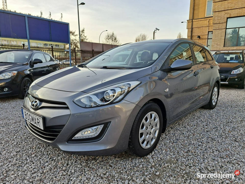 Hyundai i30 Kombi SALON 100 bezwypadkowy super nieuszkodzony Warszawa