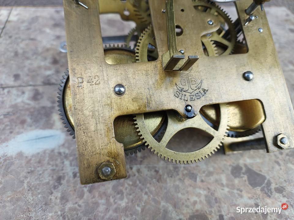 750 Mechanizm starego zegara ściennego Gustav Tczew