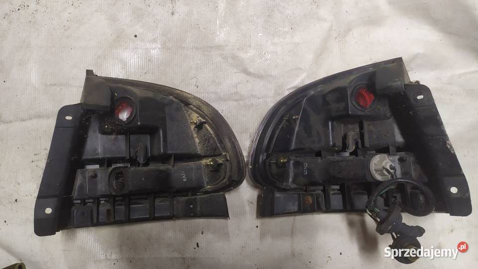 Mazda 626 5d 1992 1993 1994 1995 lampa tył prawa Byków