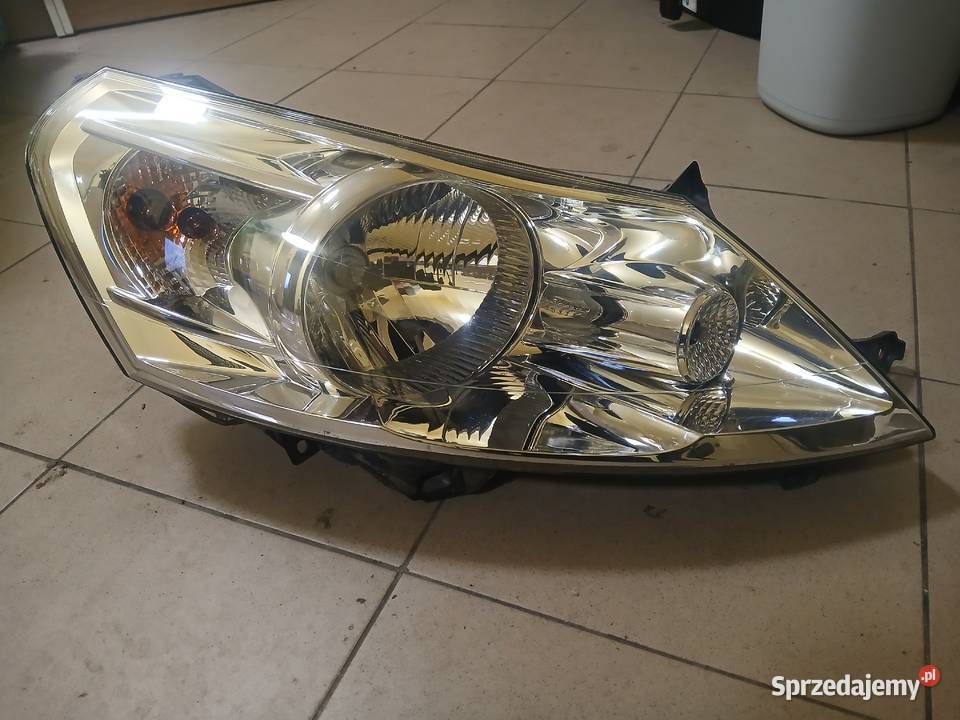 Lampa prawa przednia Expert Scudo Jumpy II 0616r Radłów