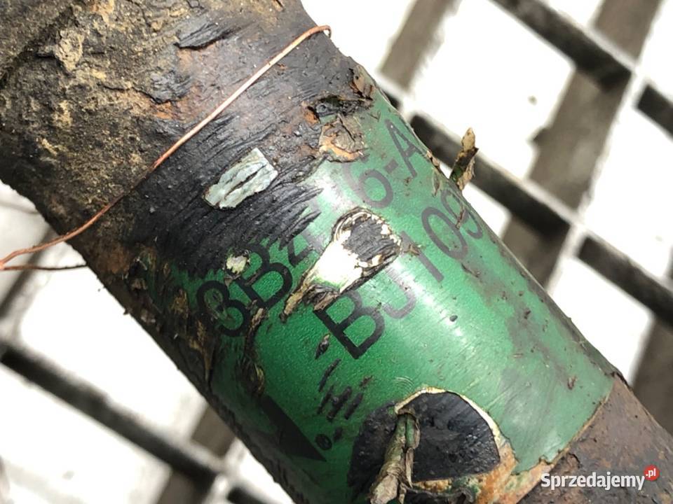 PÓŁOŚ LEWA FORD EXPEDITION I 46 235 9602 PRZEGUB