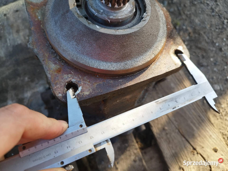 Silnik hydrauliczny hydromotor Wałek 34mm 16 Strzyżew