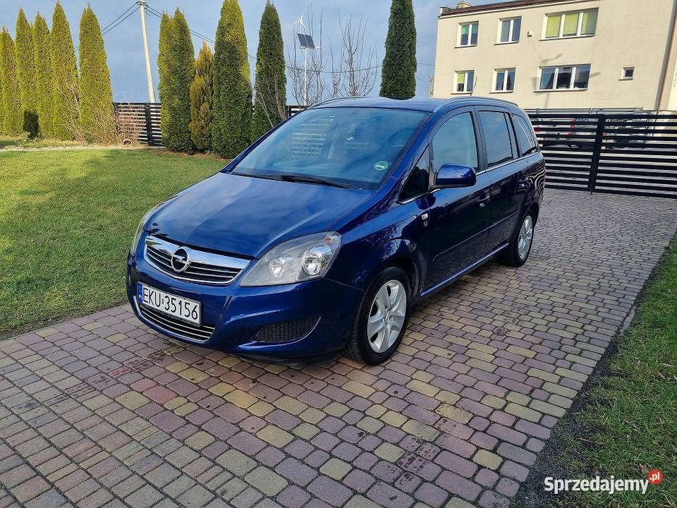 Opel Zafira B 18 pb 140 2011 2x koła stan wersja Kutno sprzedam