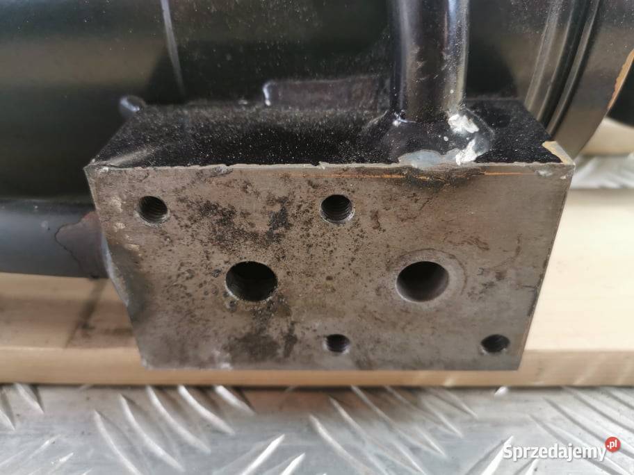 Manitou MLT 845 Cylinder hydrauliczny łyżki Wilkowo sprzedam
