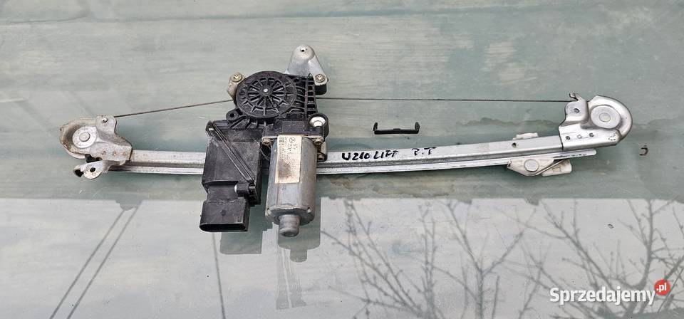 Podnośnik szyby prawy tył mercedes w210 lift Rok produkcji 1999 Zbąszyń