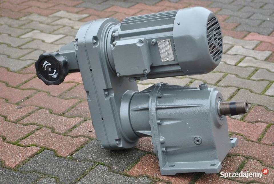 Motoreduktor 22kw z regulacją 131400obrmin LENZE Biznes i Przemysł
