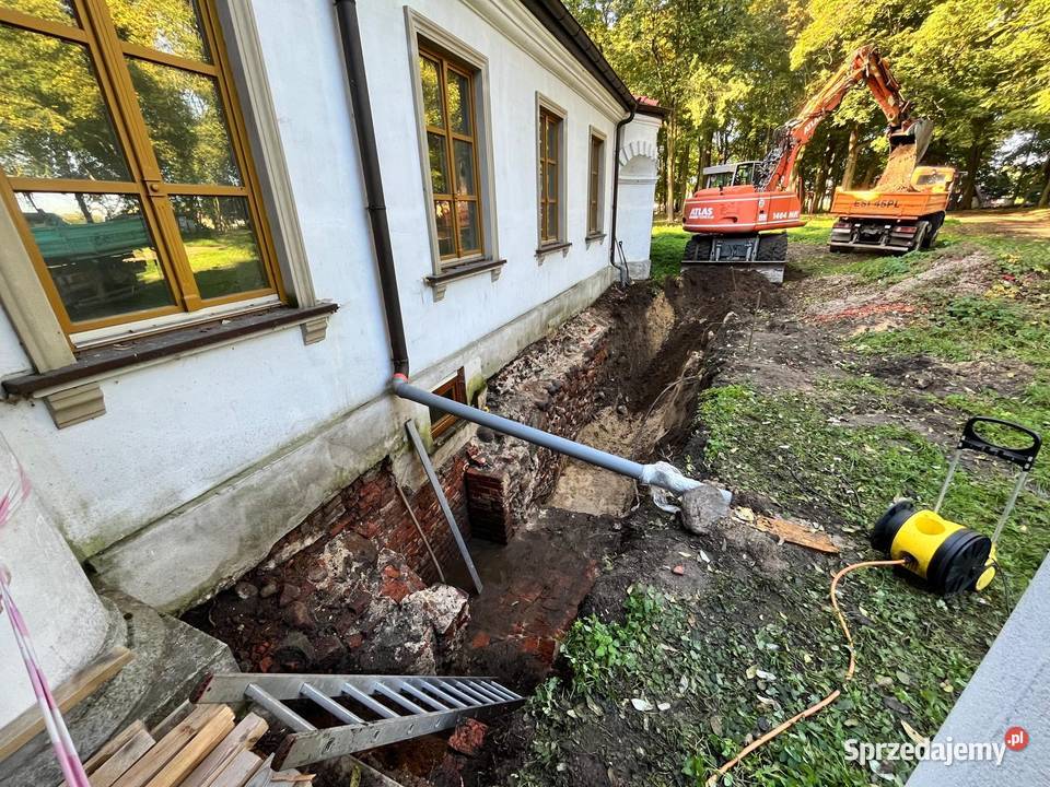 Koparka Wywrotka Wykopy Roboty ziemne Rozbiórki Sieradz