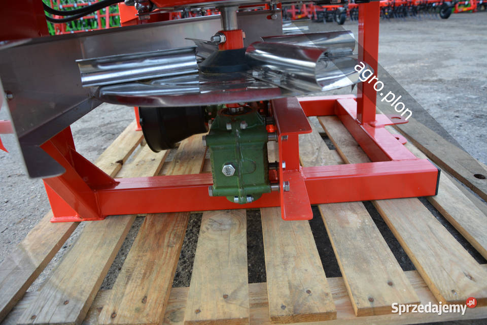 Rozsiewacz do nawozów GRASSROL Malowany Zamość